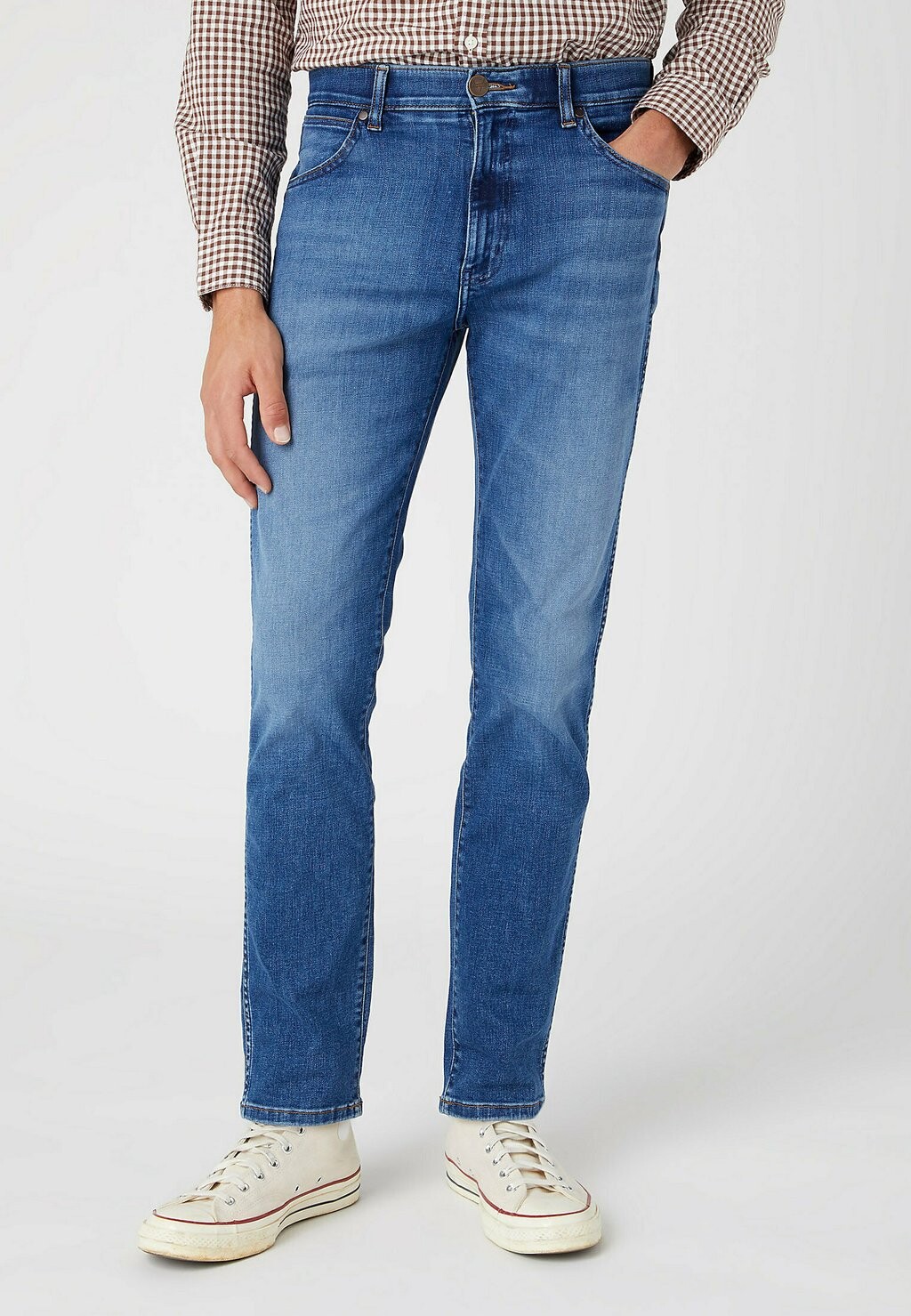 

джинсы прямого кроя Wrangler