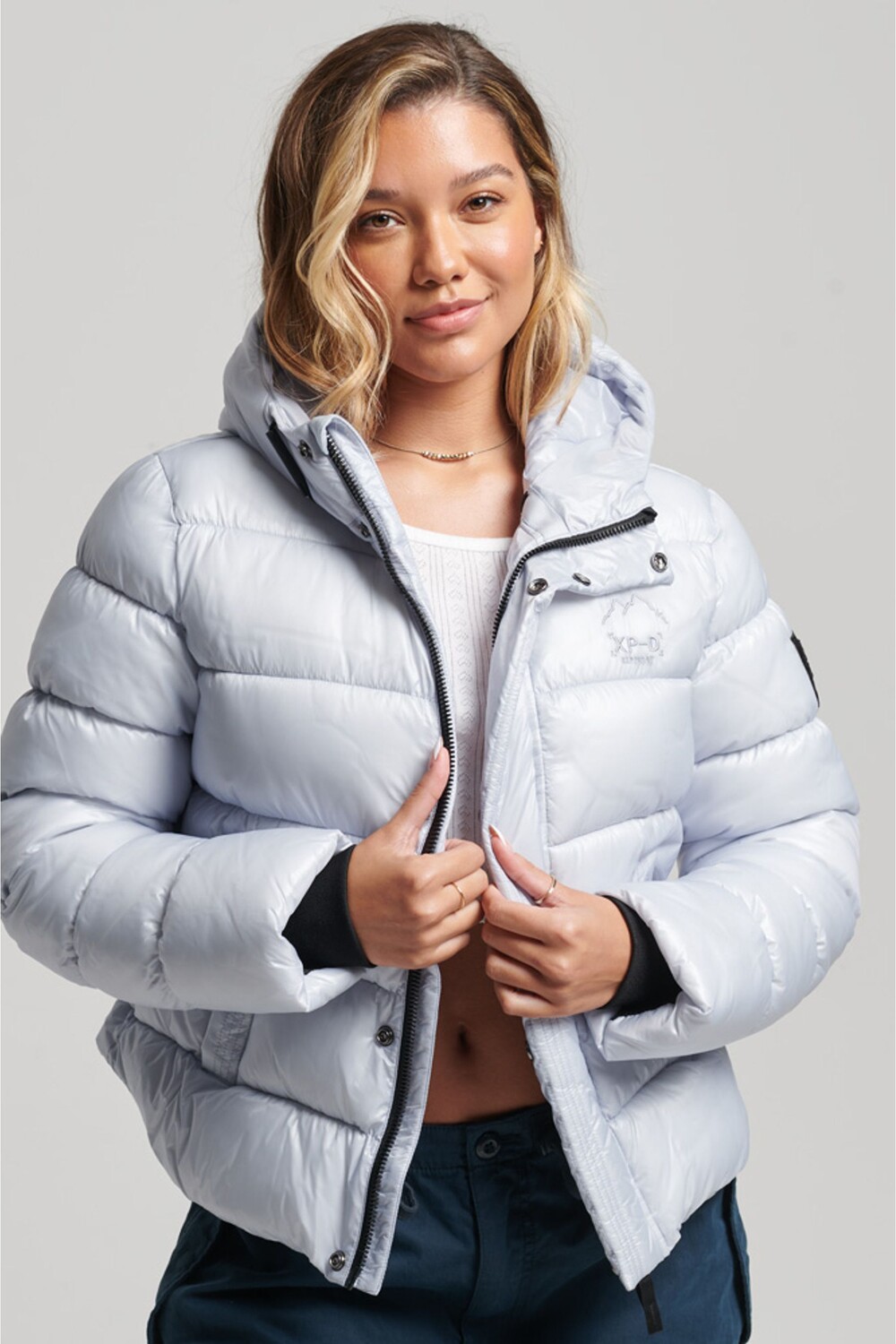 

Спортивный пуховик с капюшоном и блеском Superdry, синий