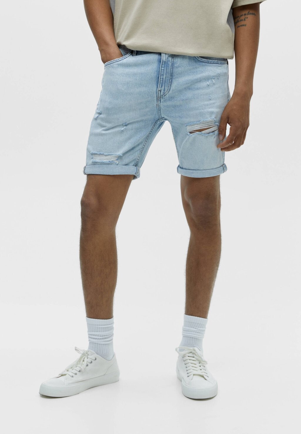 

Джинсовые шорты PULL&BEAR