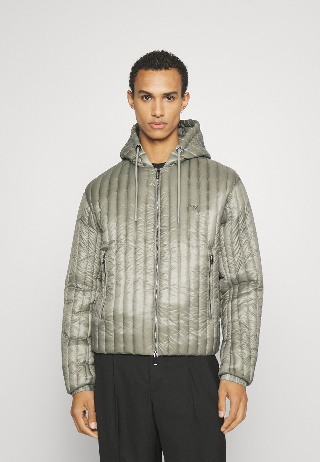 

Пуховик PIUMINO Emporio Armani, хаки