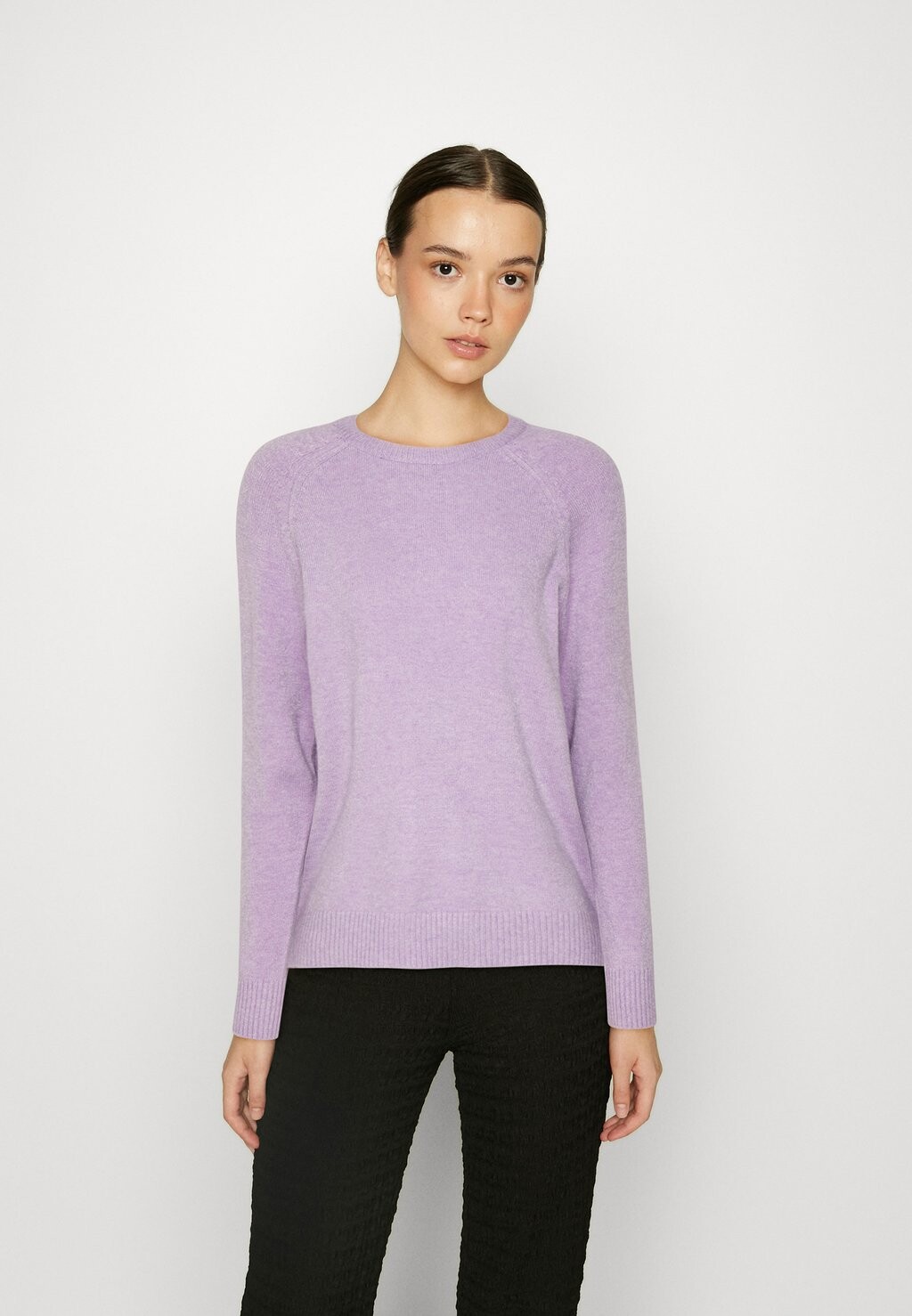 

Свитер ONLY Onllesly Kings L/S Noo, деталь малинового цвета