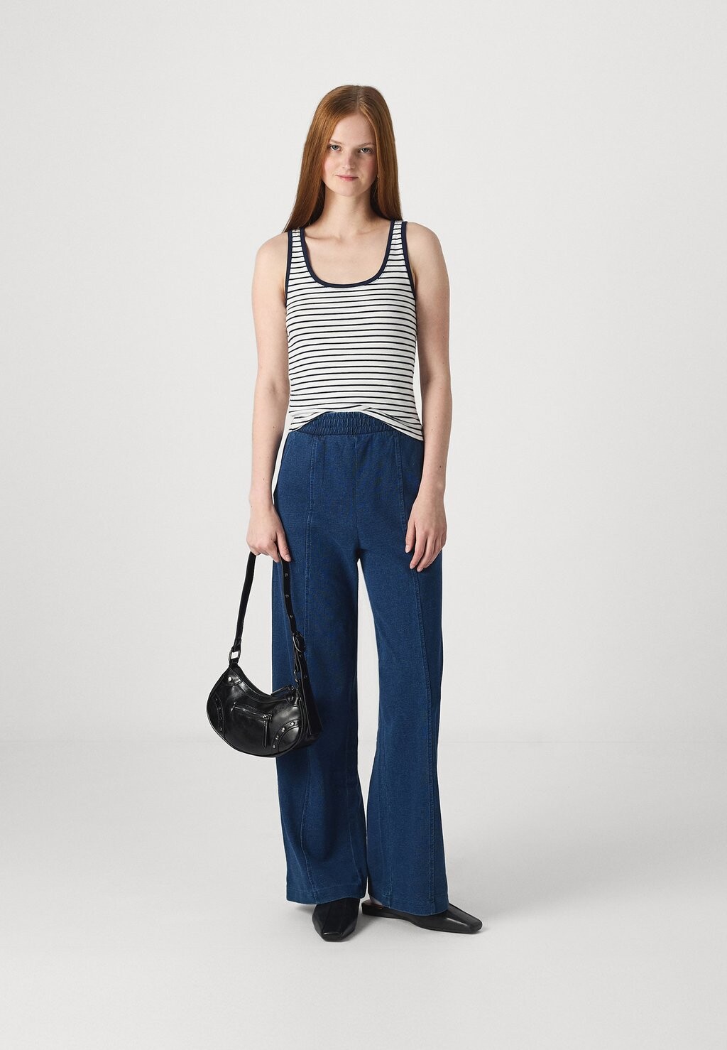 

Брюки Front Seam Wide Leg GAP, средний цвет индиго