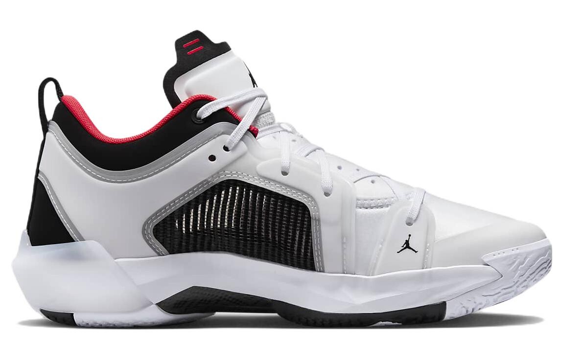 

Кроссовки мужские Nike Air Jordan 37 баскетбольные, белый