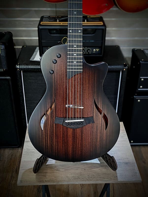 

Электрогитара Taylor T5z Classic Rosewood-Shaded Edgeburst