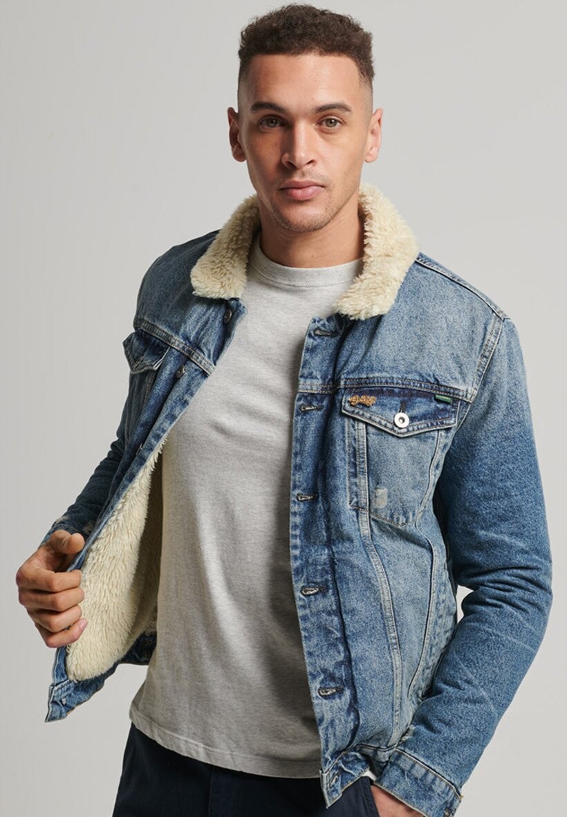 

Джинсовая куртка Superdry
