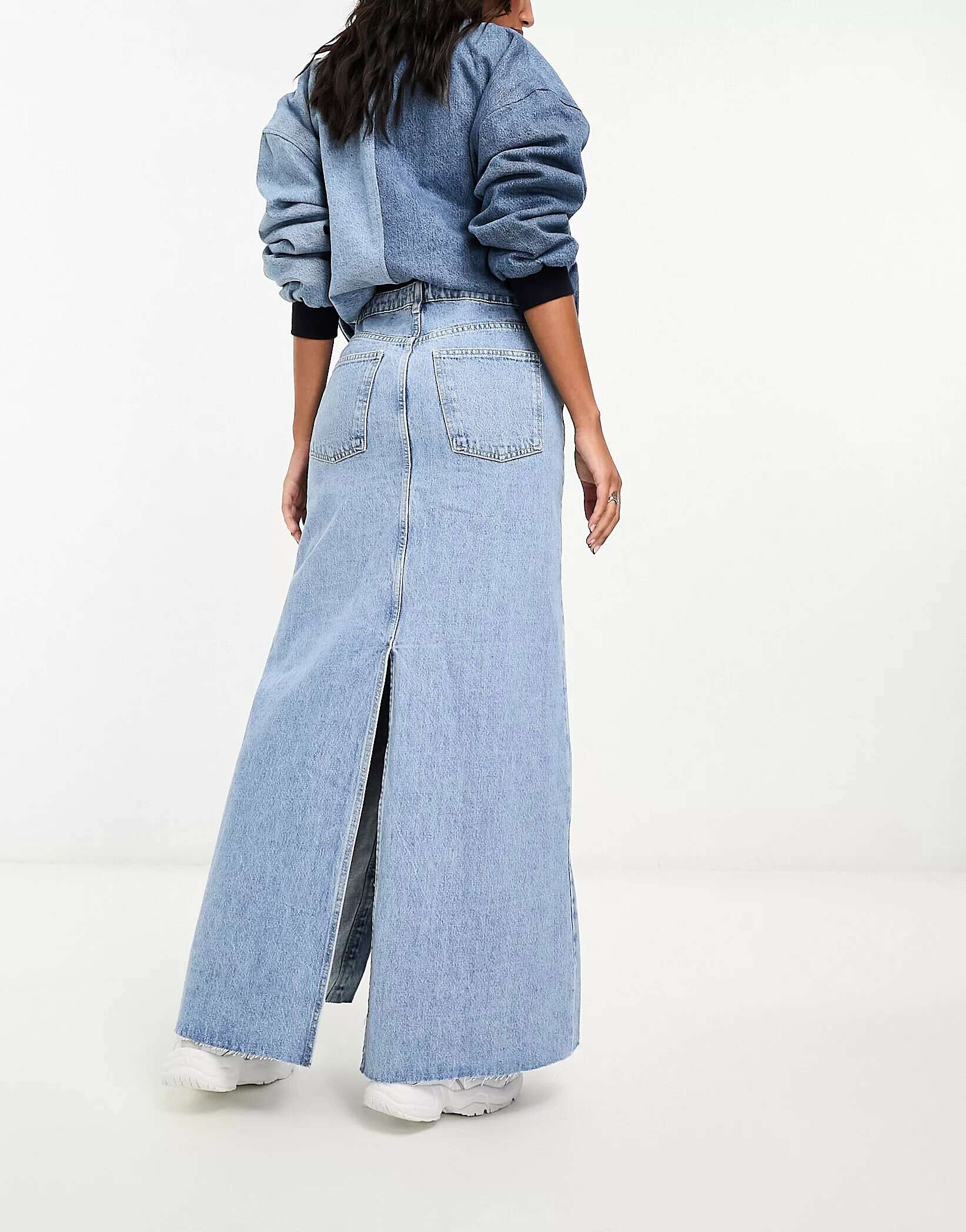 юбка шорты trendyol джинсовая с асимметричной застежкой черный Голубая джинсовая юбка миди с асимметричной застежкой на пуговицах Mango
