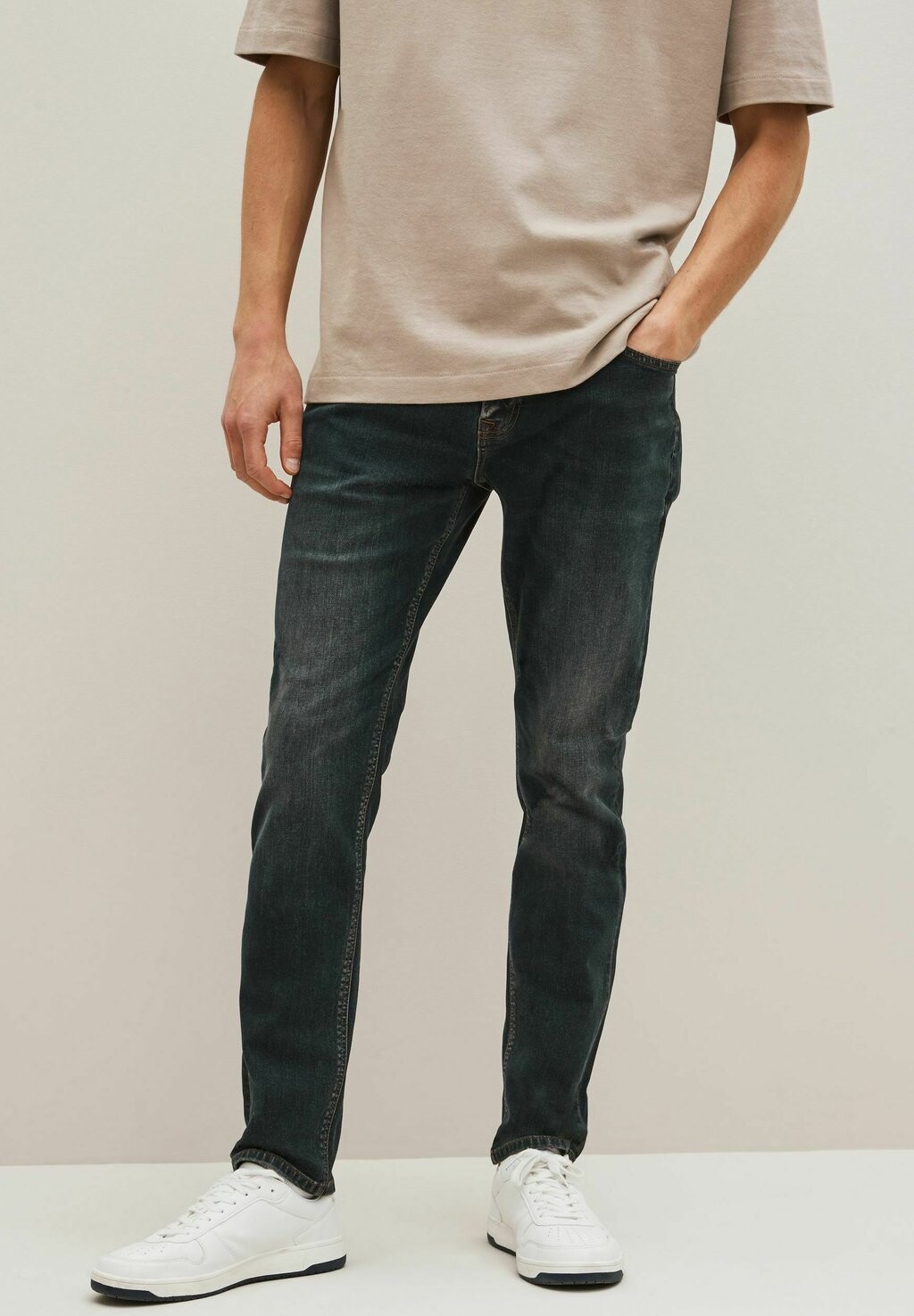 

Джинсы-сигареты Authentic Stretch Next, цвет dark tint