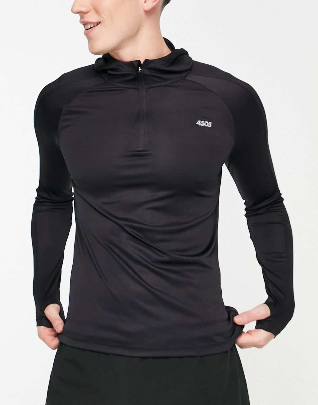 

Футболка с длинными рукавами и капюшоном для бега ASOS 4505