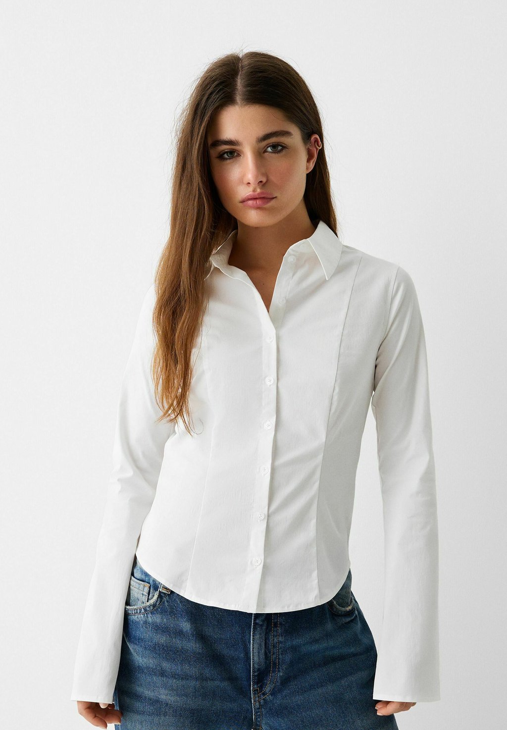 Блузка-рубашка LONG SLEEVE , цвет white Bershka