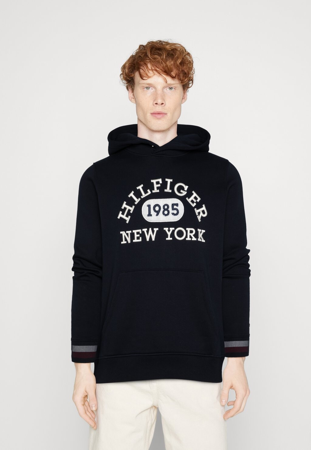

Толстовка Tommy Hilfiger MONOTYPE COLLEGIATE HOODIE, цвет desert sky