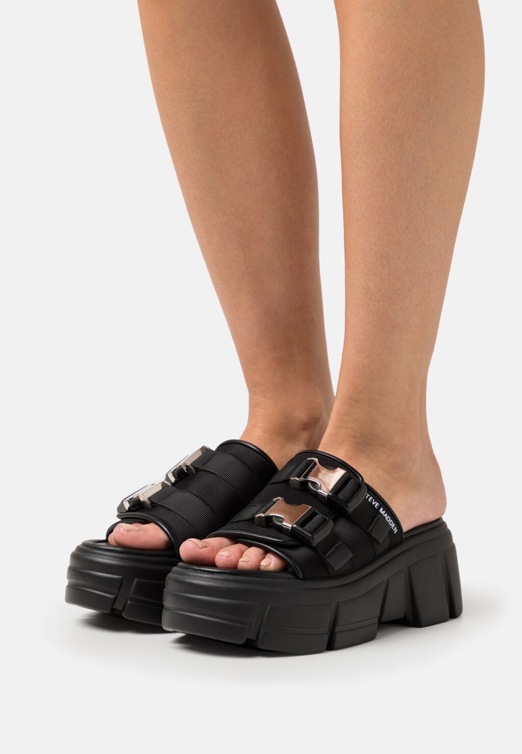 

Шлепанцы Steve Madden, черный