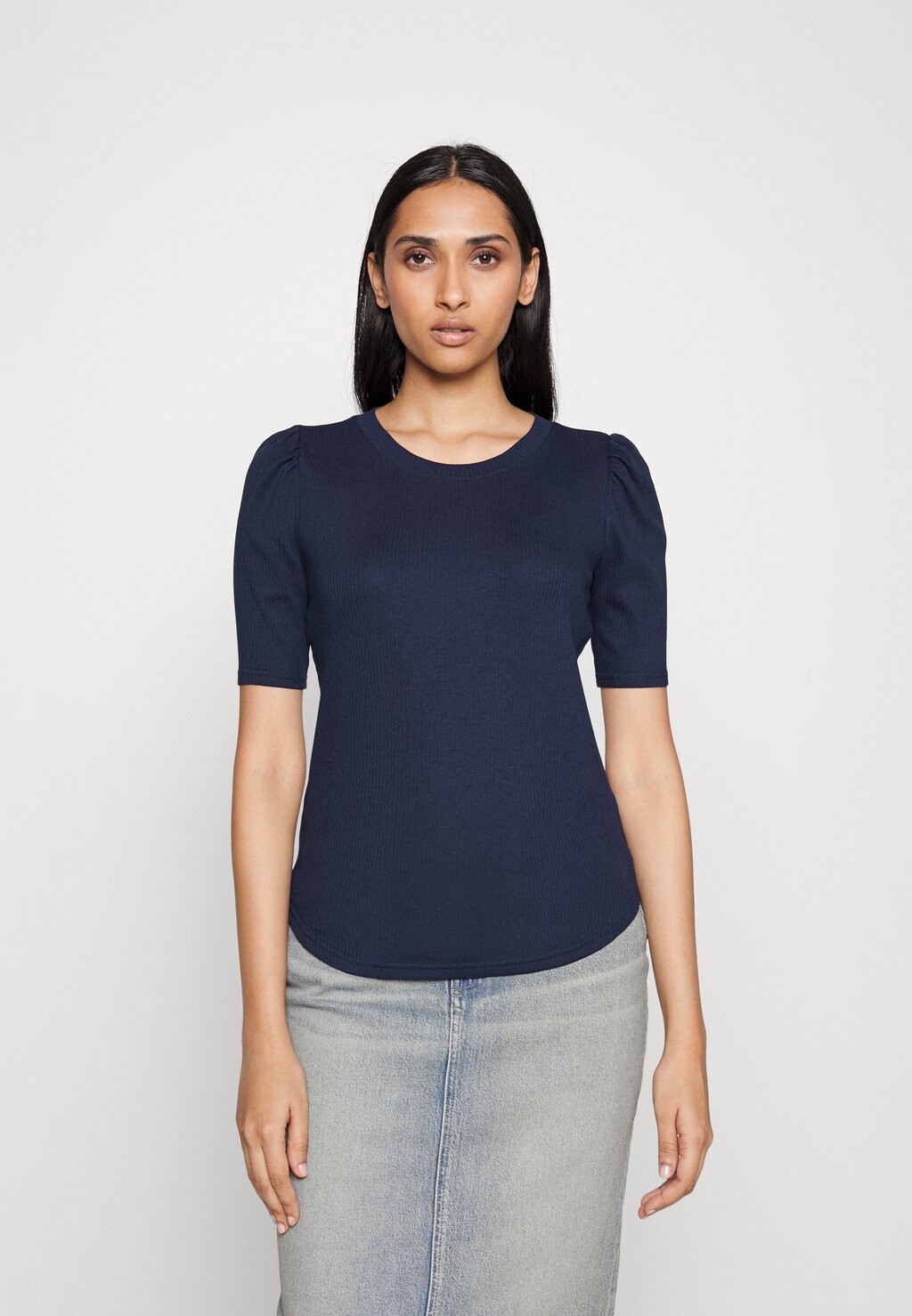 

Базовая футболка Lauren Ralph Lauren