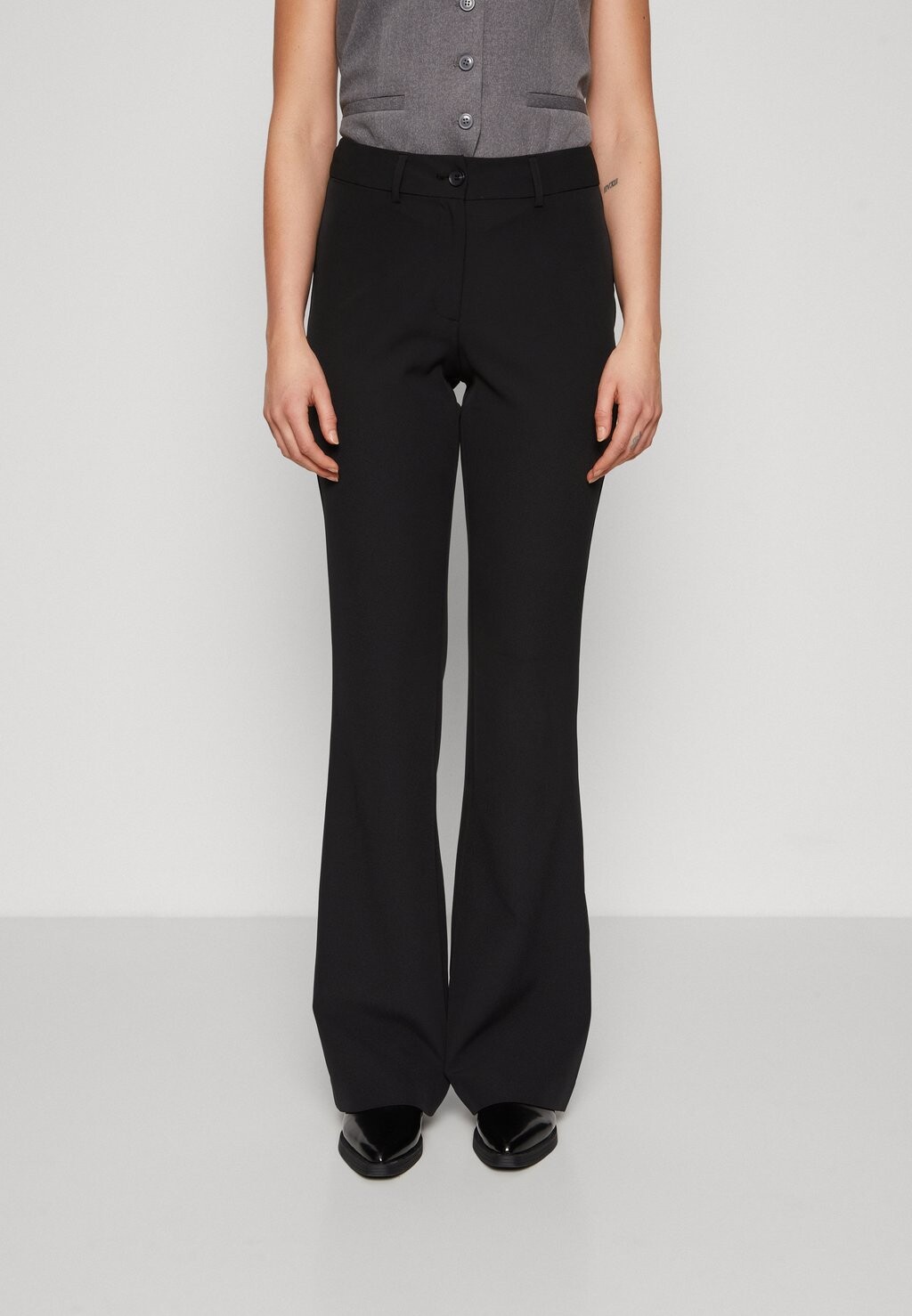 

Брюки ONLBERRY CLEAN FLARED ONLY Tall, цвет black