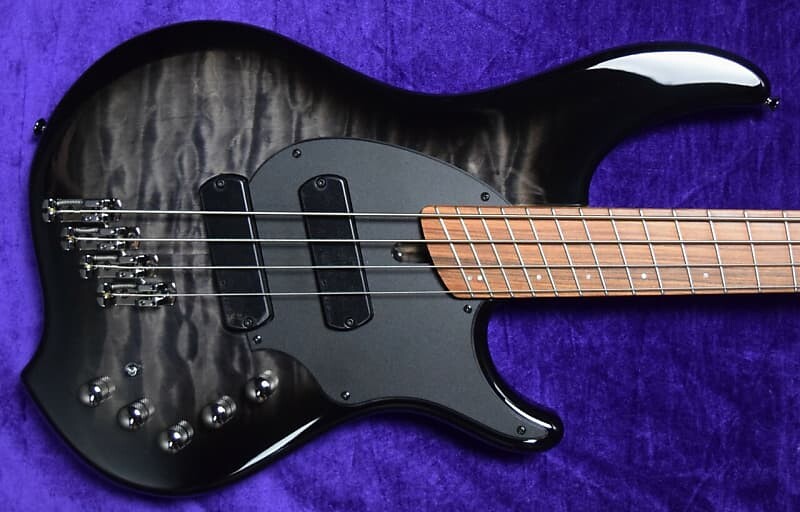 

Басс гитара Dingwall Combustion 4