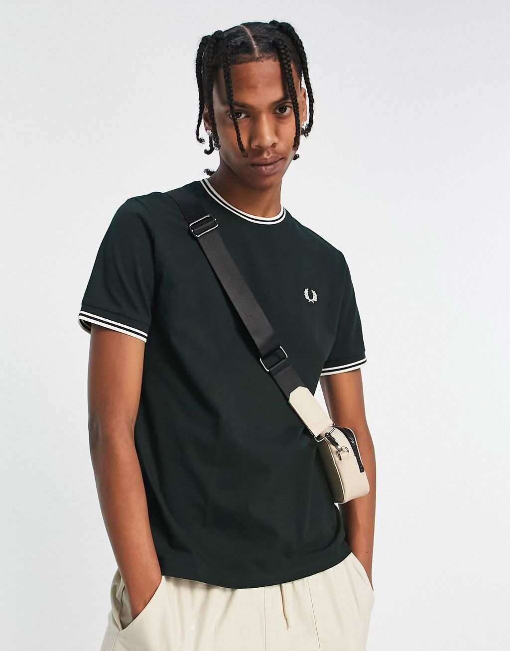 

Зеленая футболка с двумя окантовками Fred Perry, Зеленый