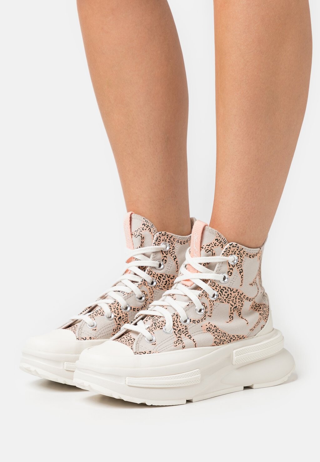 

Высокие кроссовки Converse, бежевый
