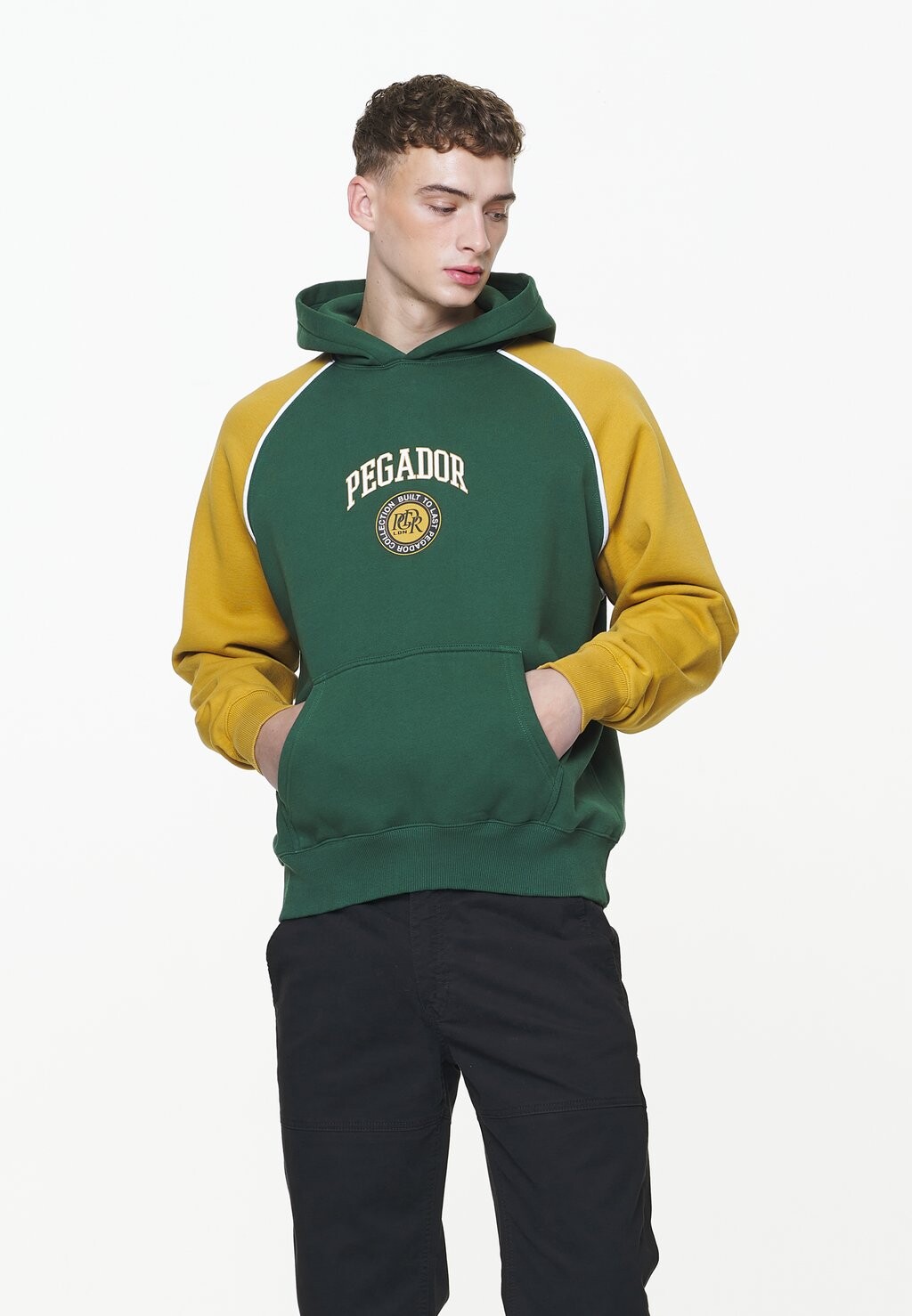 

Толстовка Pegador FILBY RAGLAN, темно-зеленый/охра