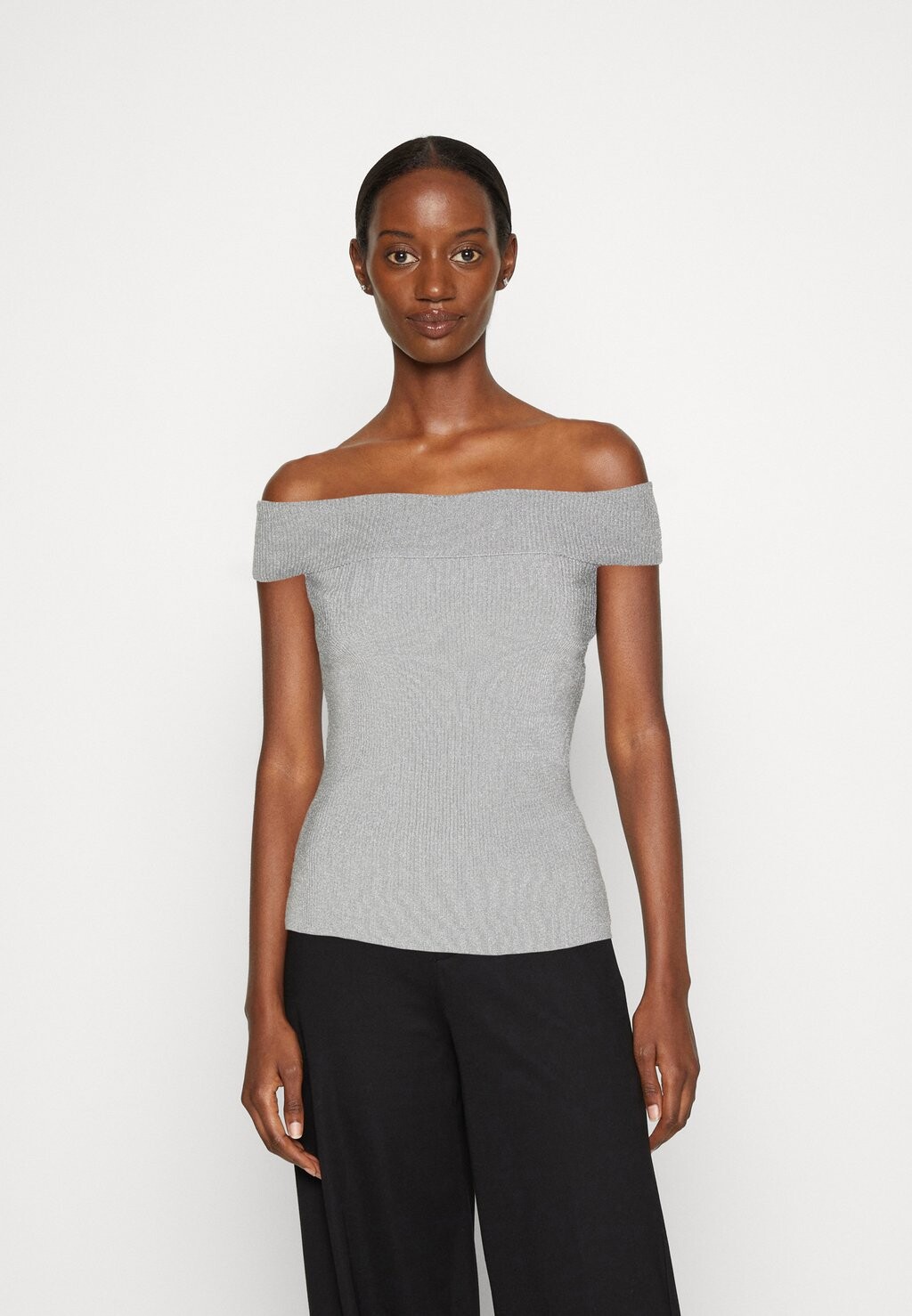 

Топ Gestuz SILVIGZ OFF SHOULDER, серебристый