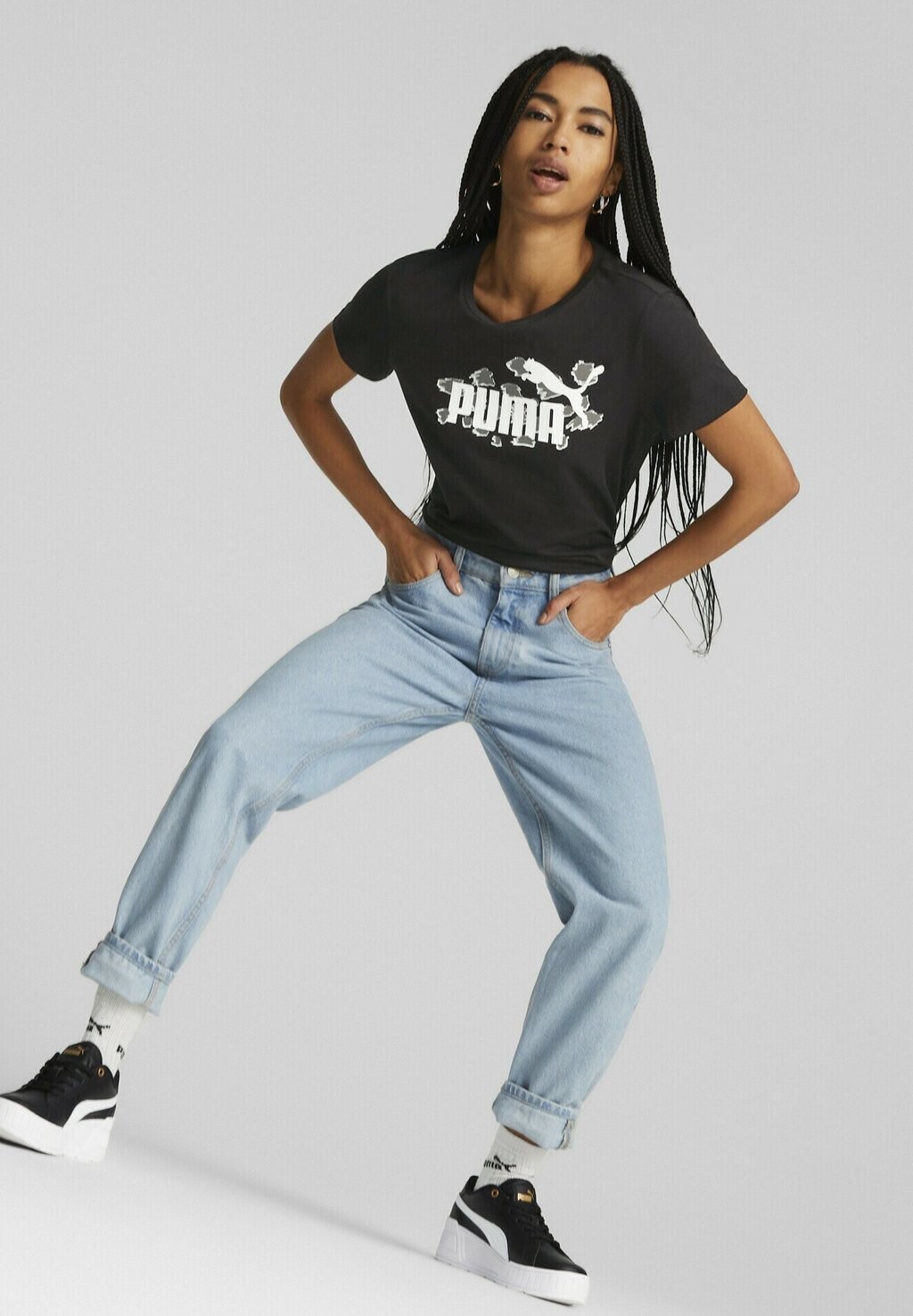 

Футболка с принтом Puma, черный