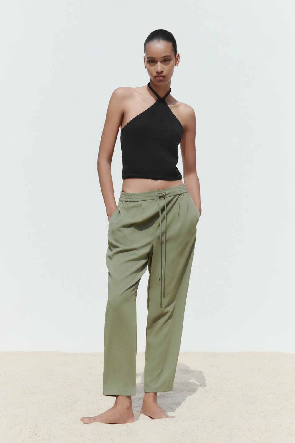

Брюки до щитка Zara, хаки
