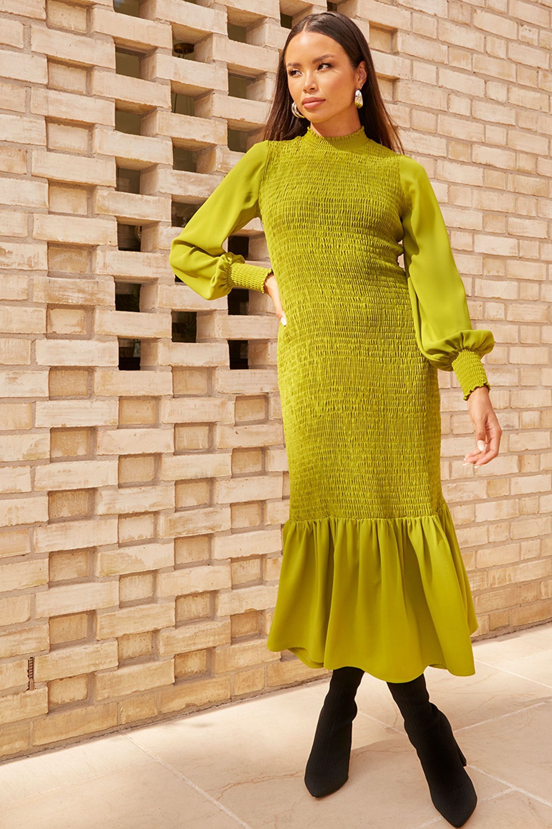 цена Плиссированное платье макси Длинные рукава Chi Chi London, зеленый