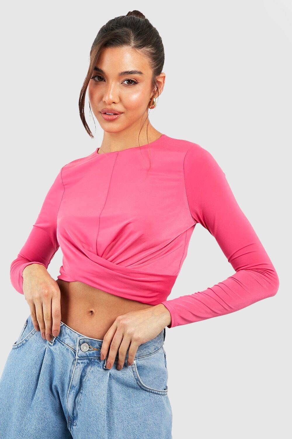 

Двойной облегающий топ с закрученной передней частью boohoo, розовый