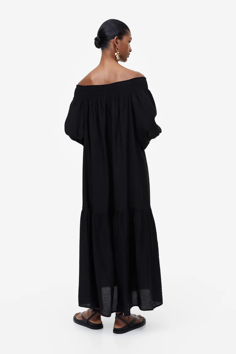 

Объемное платье с открытыми плечами H&M, черный