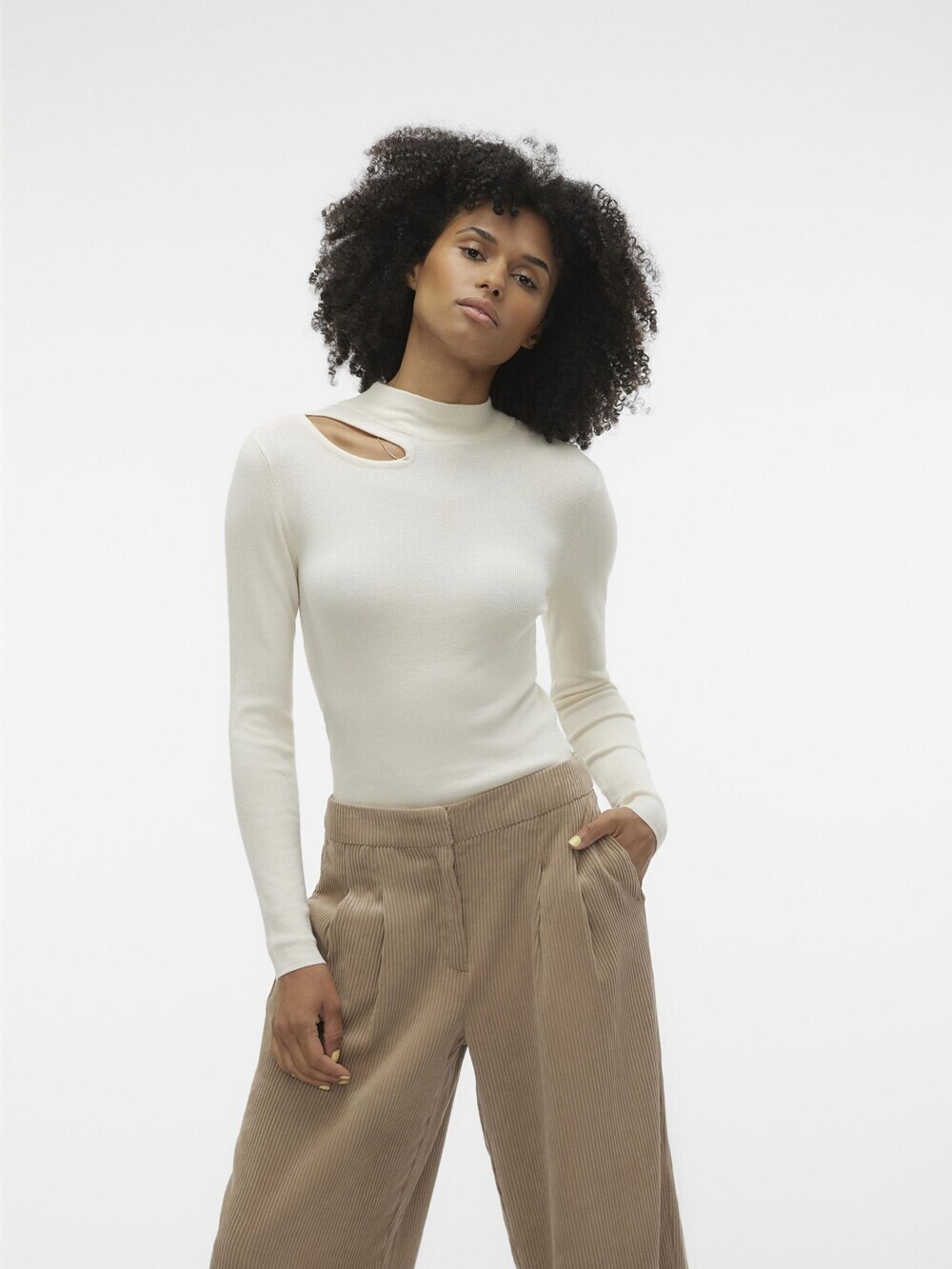 

Свитер Vero Moda VMOLIVIA, белый