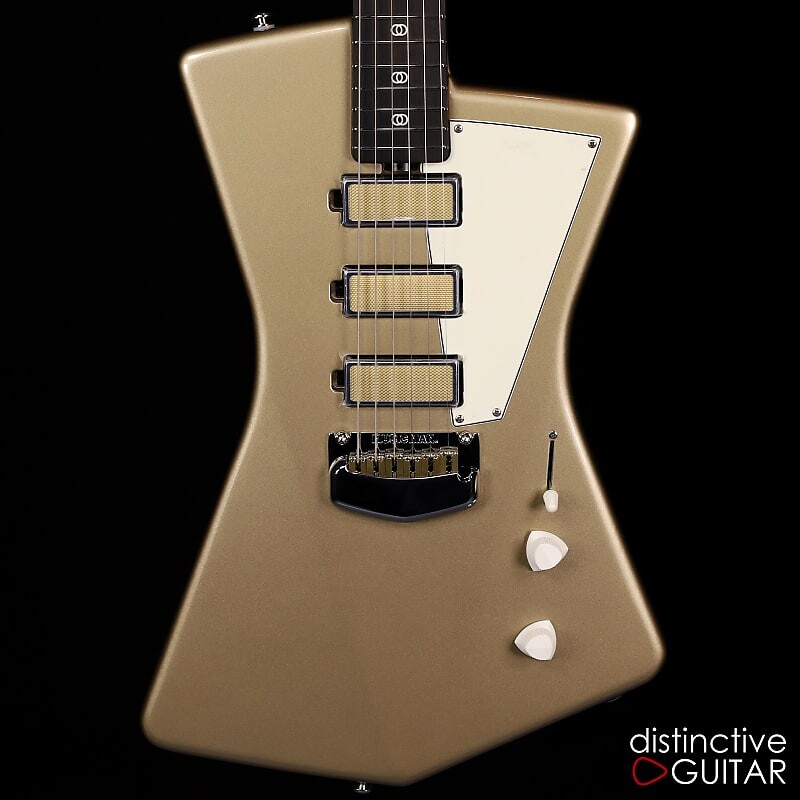 

Электрогитара Ernie Ball Music Man St. Vincent Signature Goldie - Cashmere