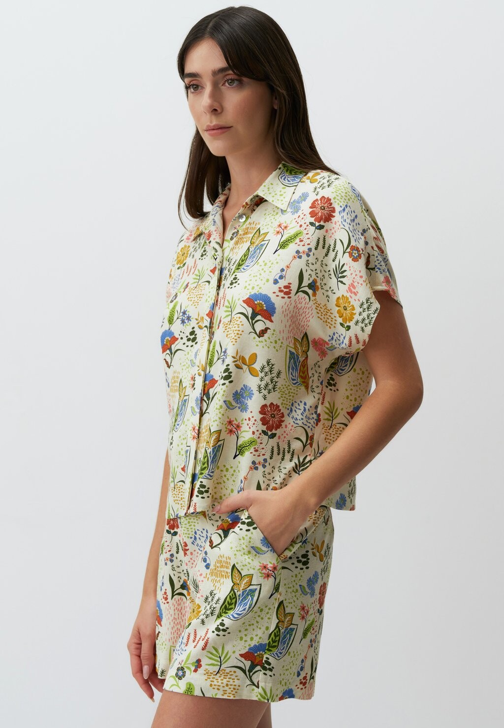 

Рубашка-блузка SHORT SLEEVE PATTERNED Jimmy Key, кремовый
