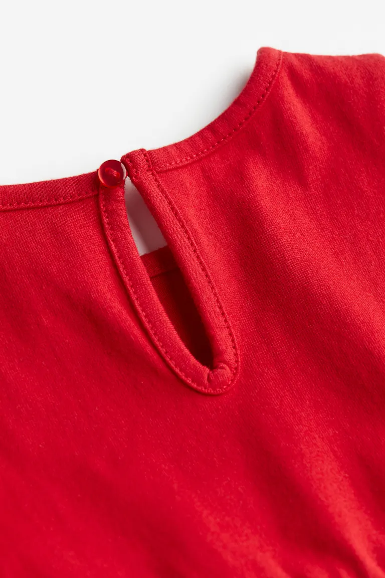 

Платье с принтом и лентой H&M, красный