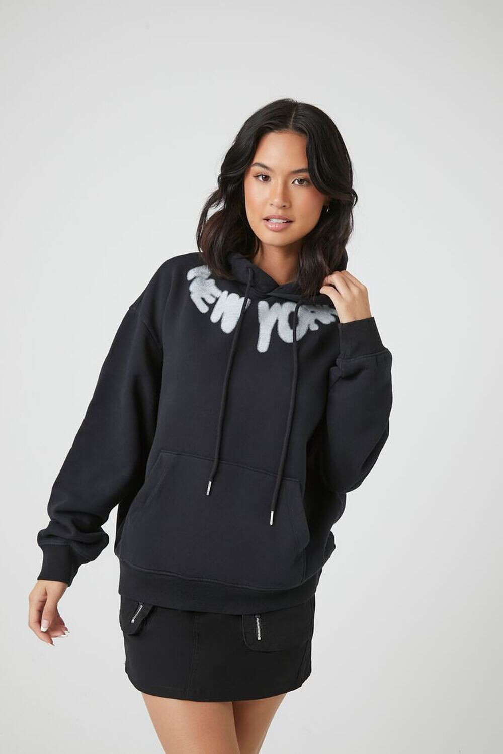 

Толстовка с графическим рисунком Spray Paint New York Forever 21, черный