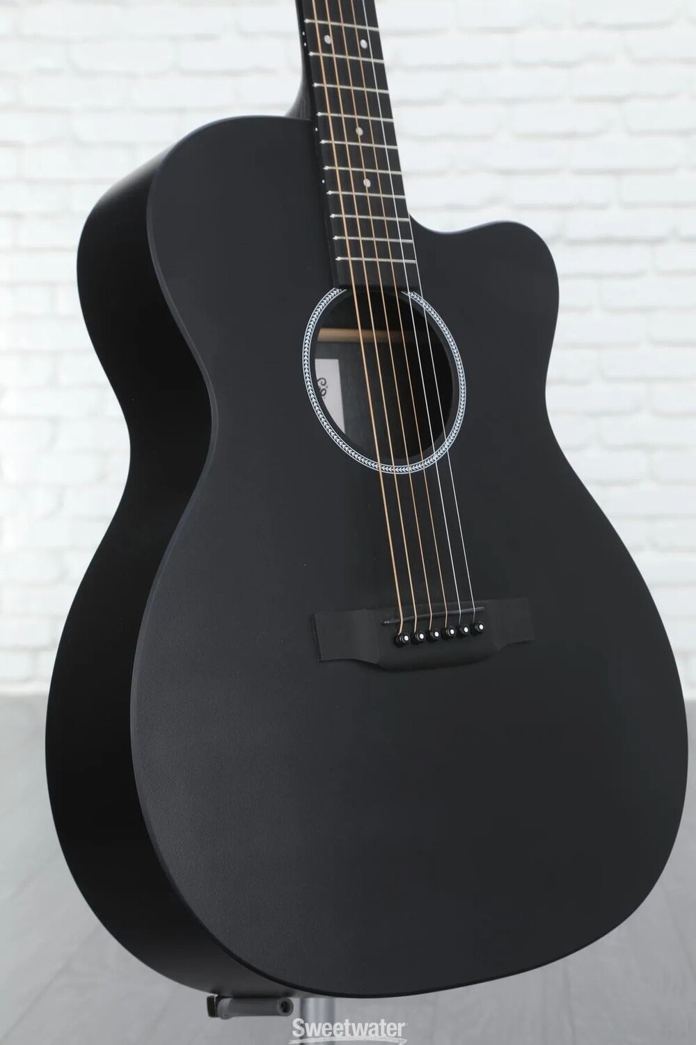 

Акустически-электрическая гитара Martin OMC-X1E - Jett Black