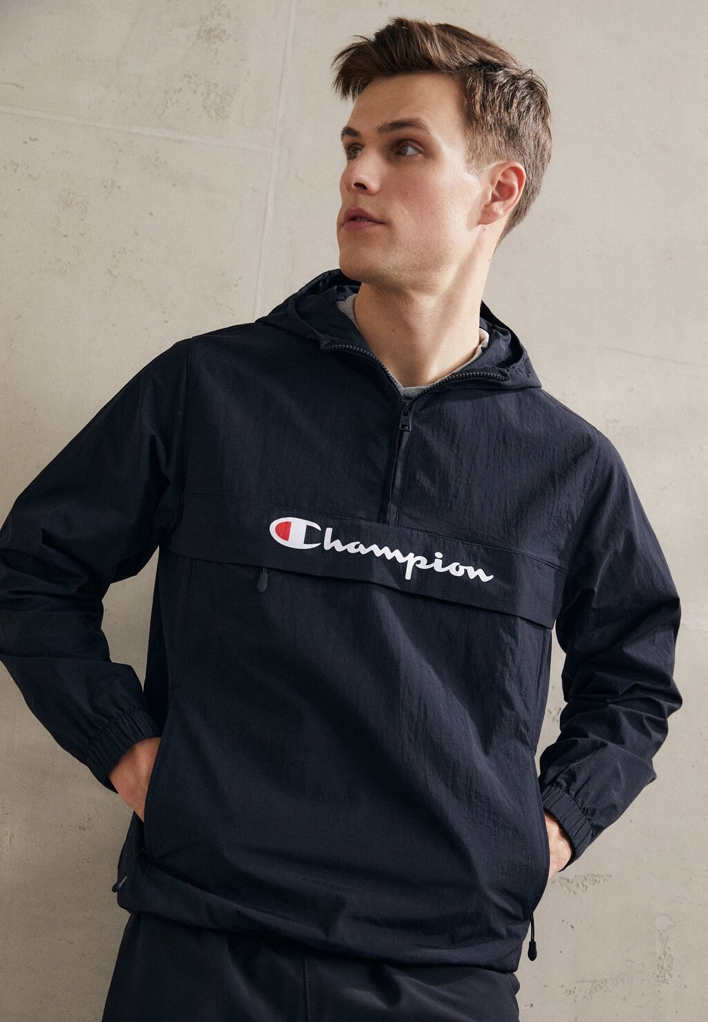 

Ветровка HALFZIP HOODED JACKET Champion, цвет black