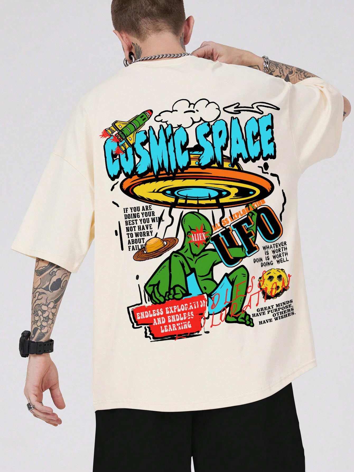Мужская футболка ROMWE Street Life с принтом «Чужой» и короткими рукавами, хаки