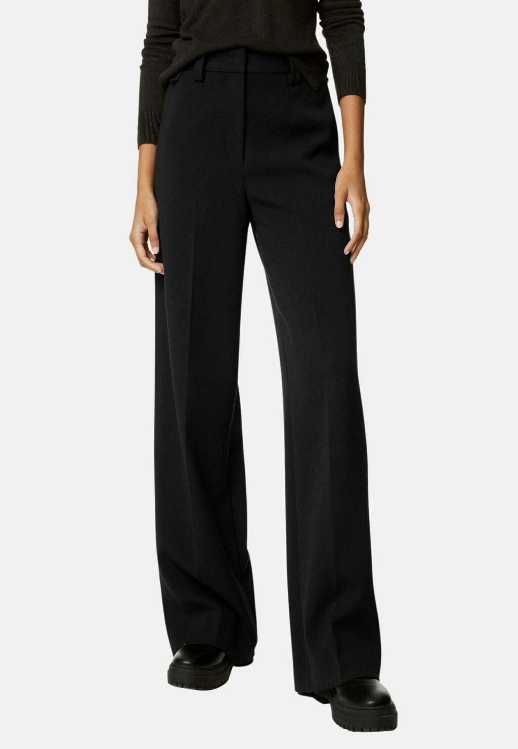

Брюки CREPE TAB DETAIL WIDE LEG Marks & Spencer, цвет black