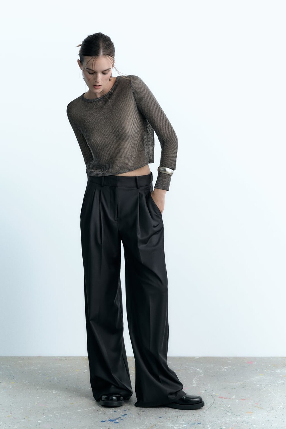 

Топ из сетчатой вязки с эффектом металлик ZARA, угольный