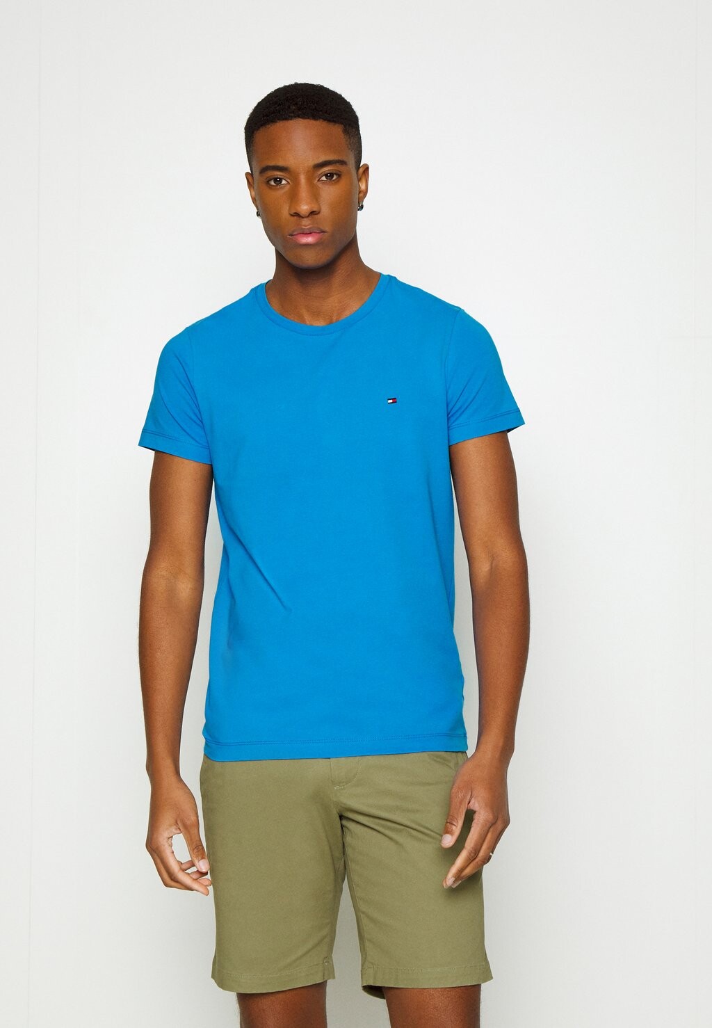 

базовая футболка ФУТБОЛКА STRETCH SLIM FIT Tommy Hilfiger, шокирующий синий цвет