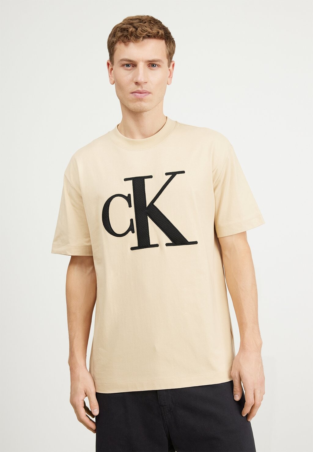 

Футболка с принтом Monologo Tee Calvin Klein Jeans, цвет warm sand