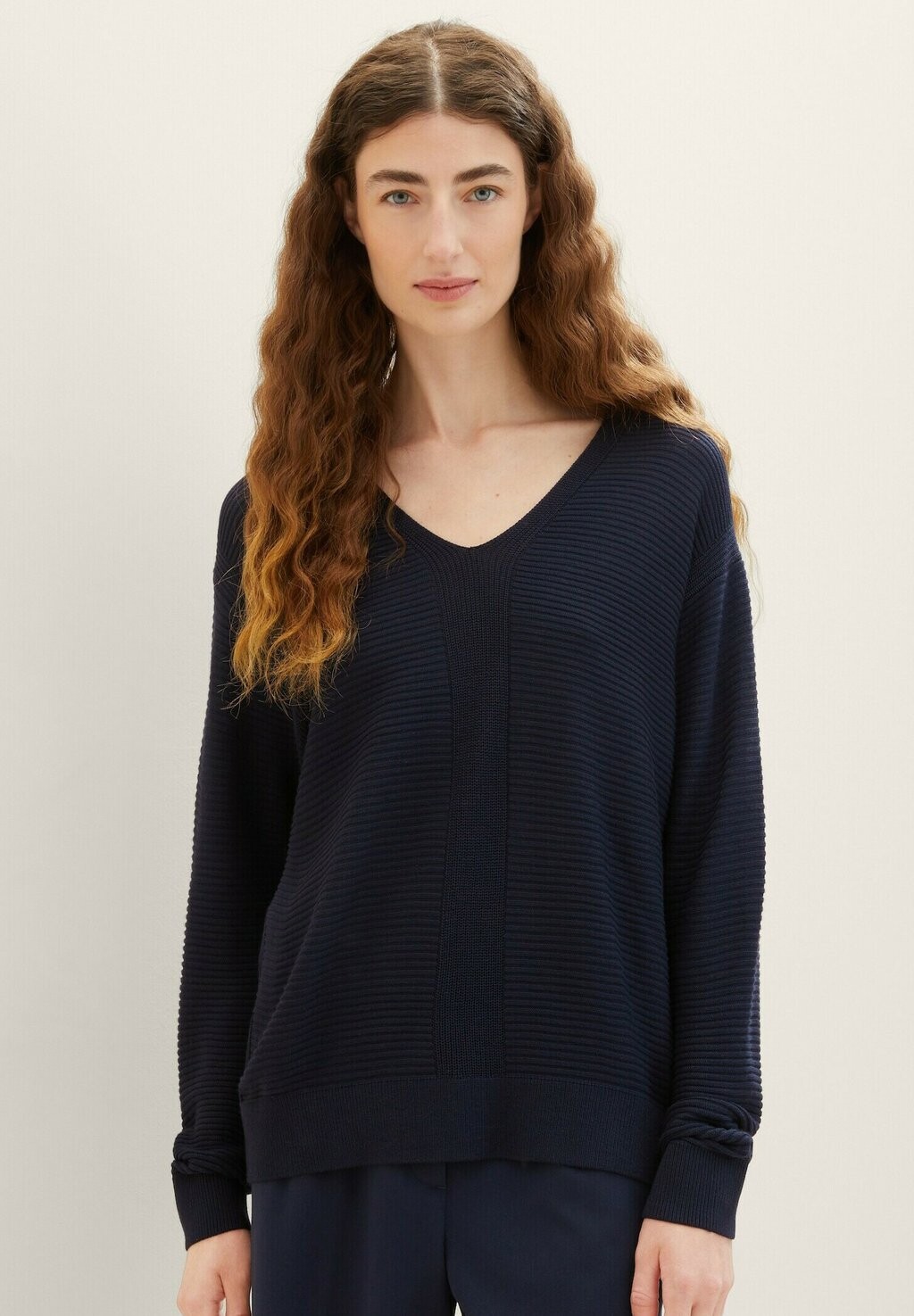 

Свитшот TOM TAILOR MIT V-AUSSCHNITT, цвет sky captain blue