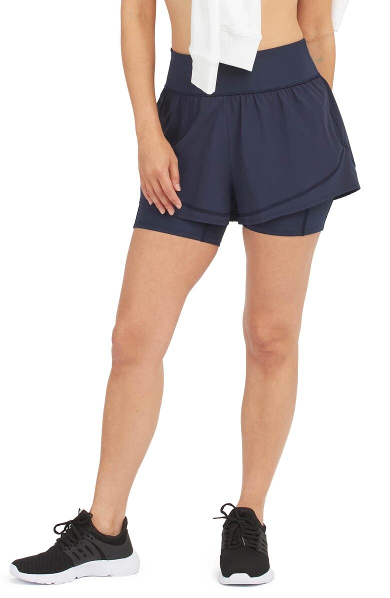 

Двойные шорты Get Moving SPANX