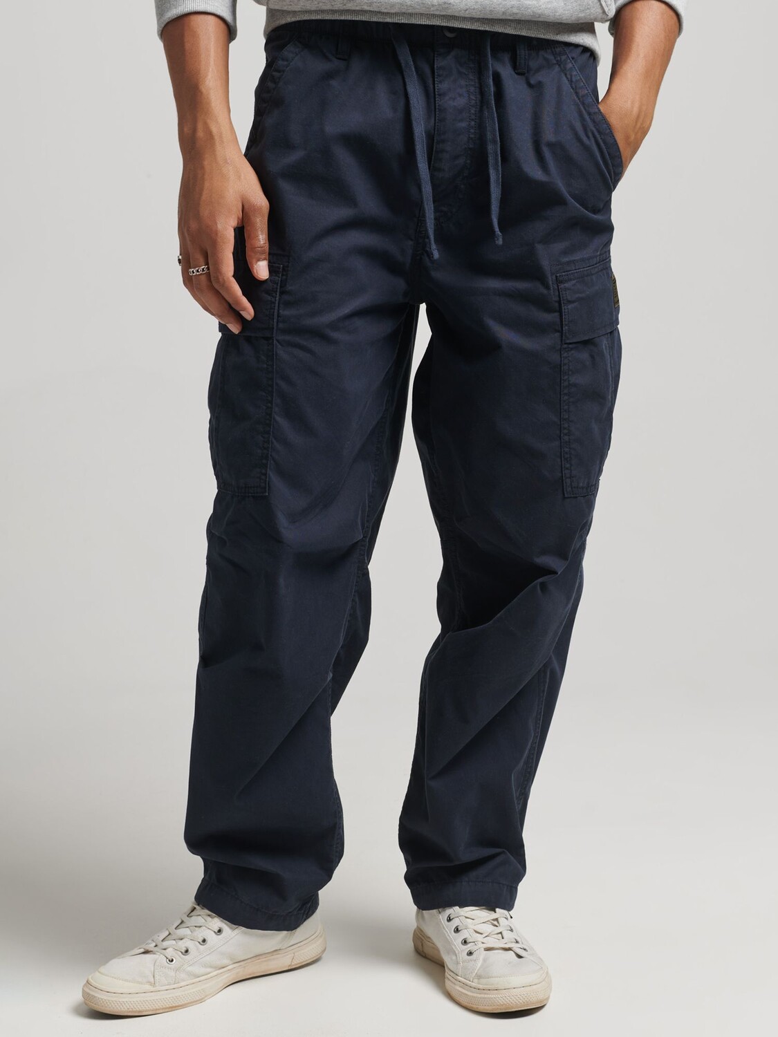 

Брюки-карго Vintage Parachute из органического хлопка Superdry, темно-синие, Синий