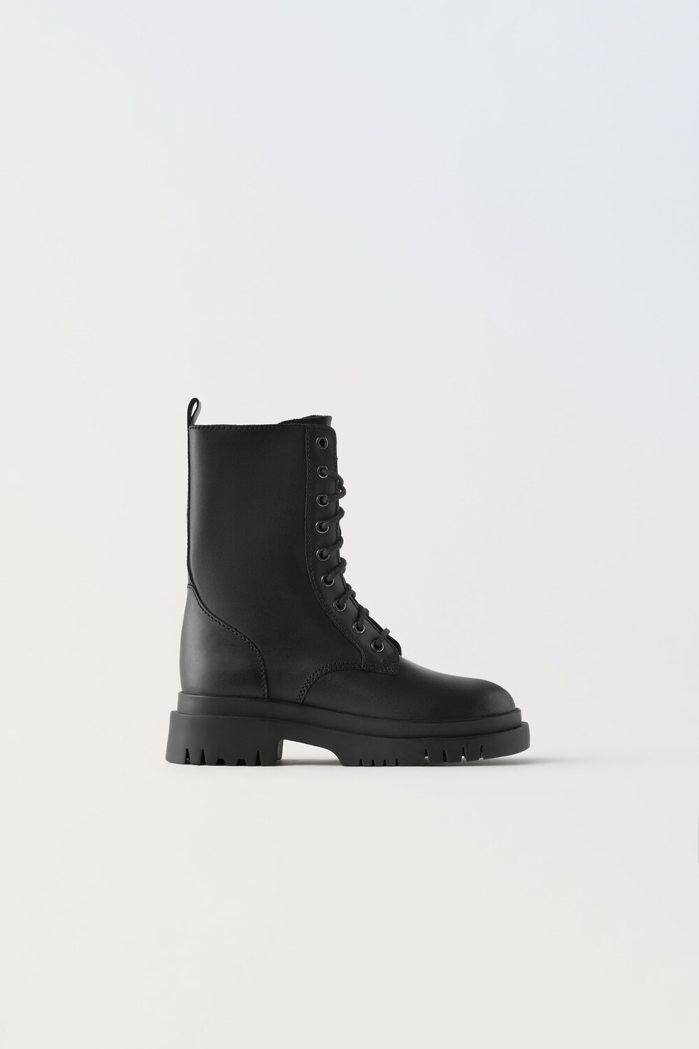 

Кожаные кроссовки с ремнями Zara, черный