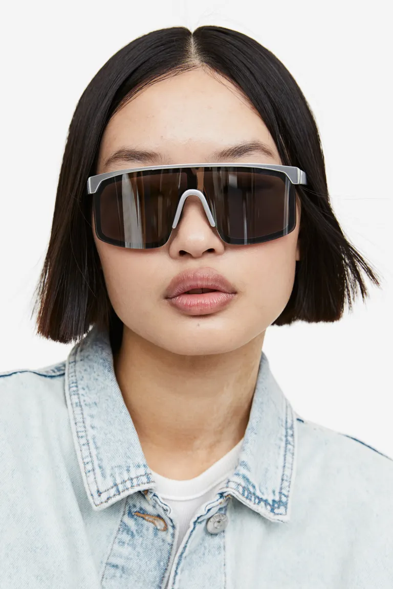 

Объемная джинсовая куртка H&M, синий