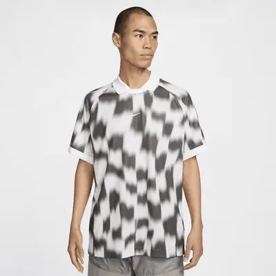 

Футболка Nike Culture of Football, цвет Smoke Grey/Wolf Grey/Pure Platinum/White