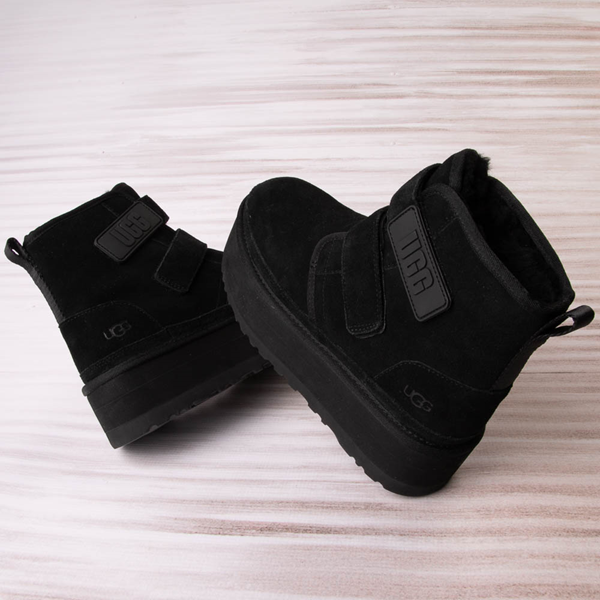 Женские ботинки UGG Neumel на платформе Chukka, черный