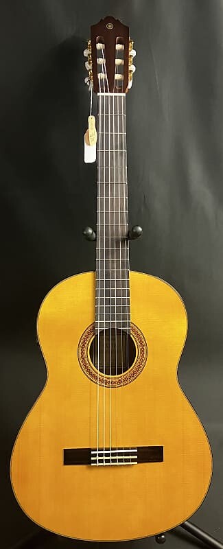 

Акустическая гитара Yamaha CG-TA Nylon String Classical Transacoustic Classical Guitar Vintage Tint