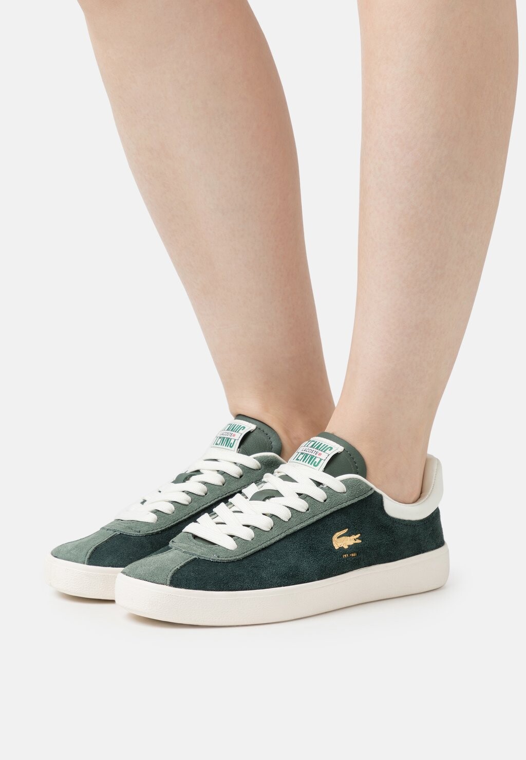 

Кроссовки Lacoste