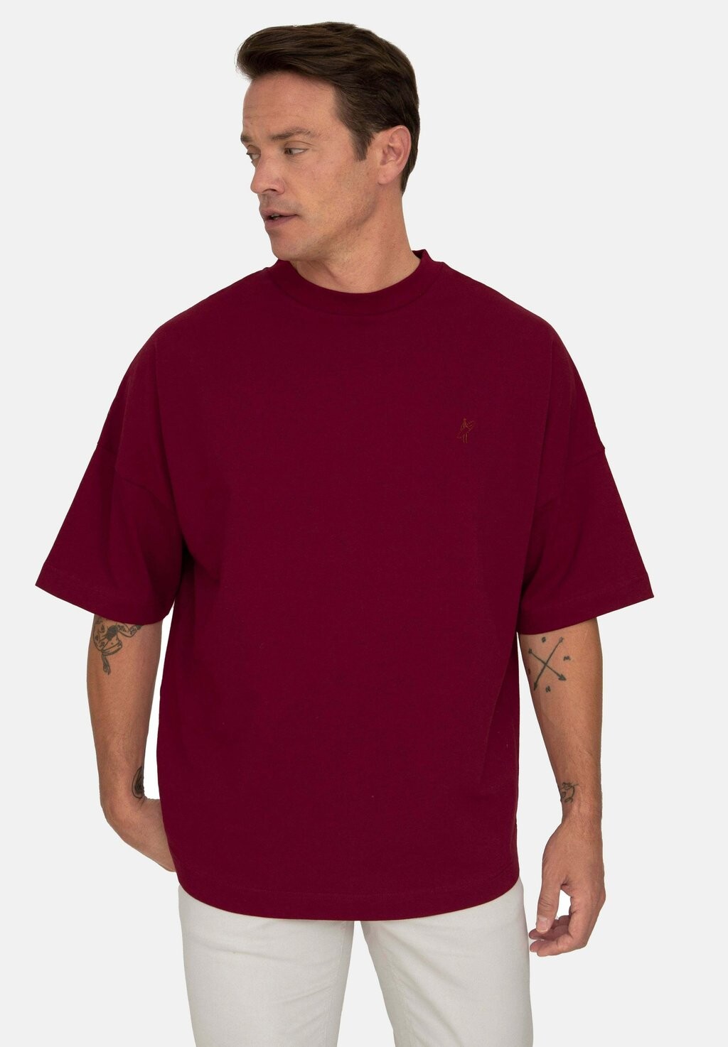 

Базовая футболка OVERSIZE T-SHIRT Jacey Quinn, цвет bordeaux