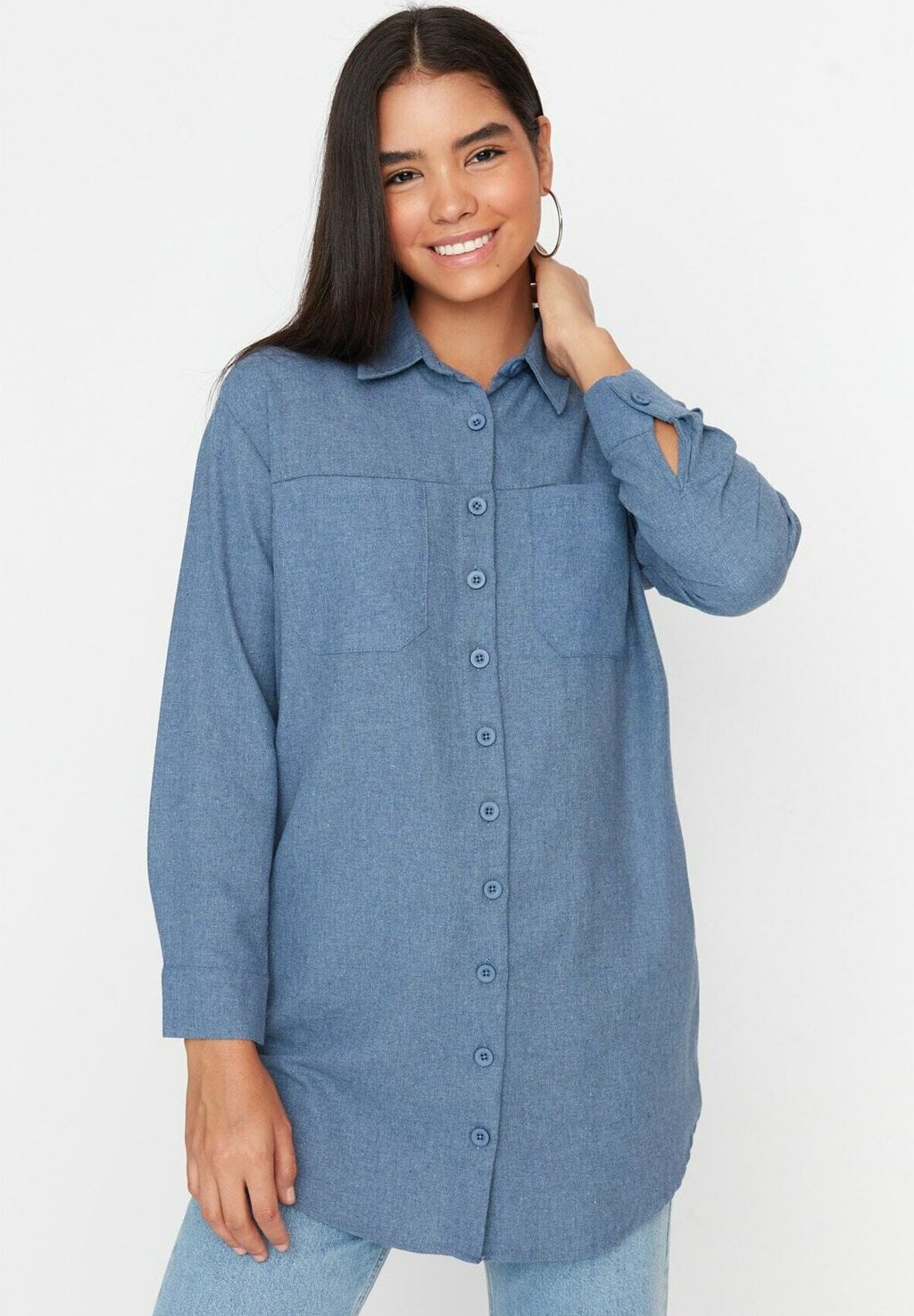 

Рубашка Trendyol Modest, синий